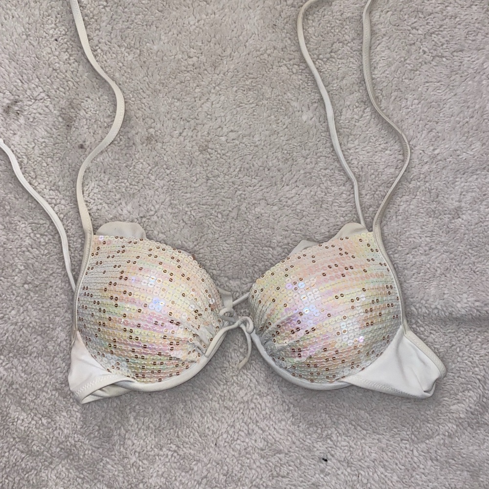 Victoria’s Secret Bathing Suit Top